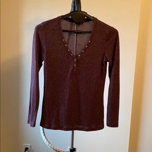 Burgundy long sleeve shirt π€π€